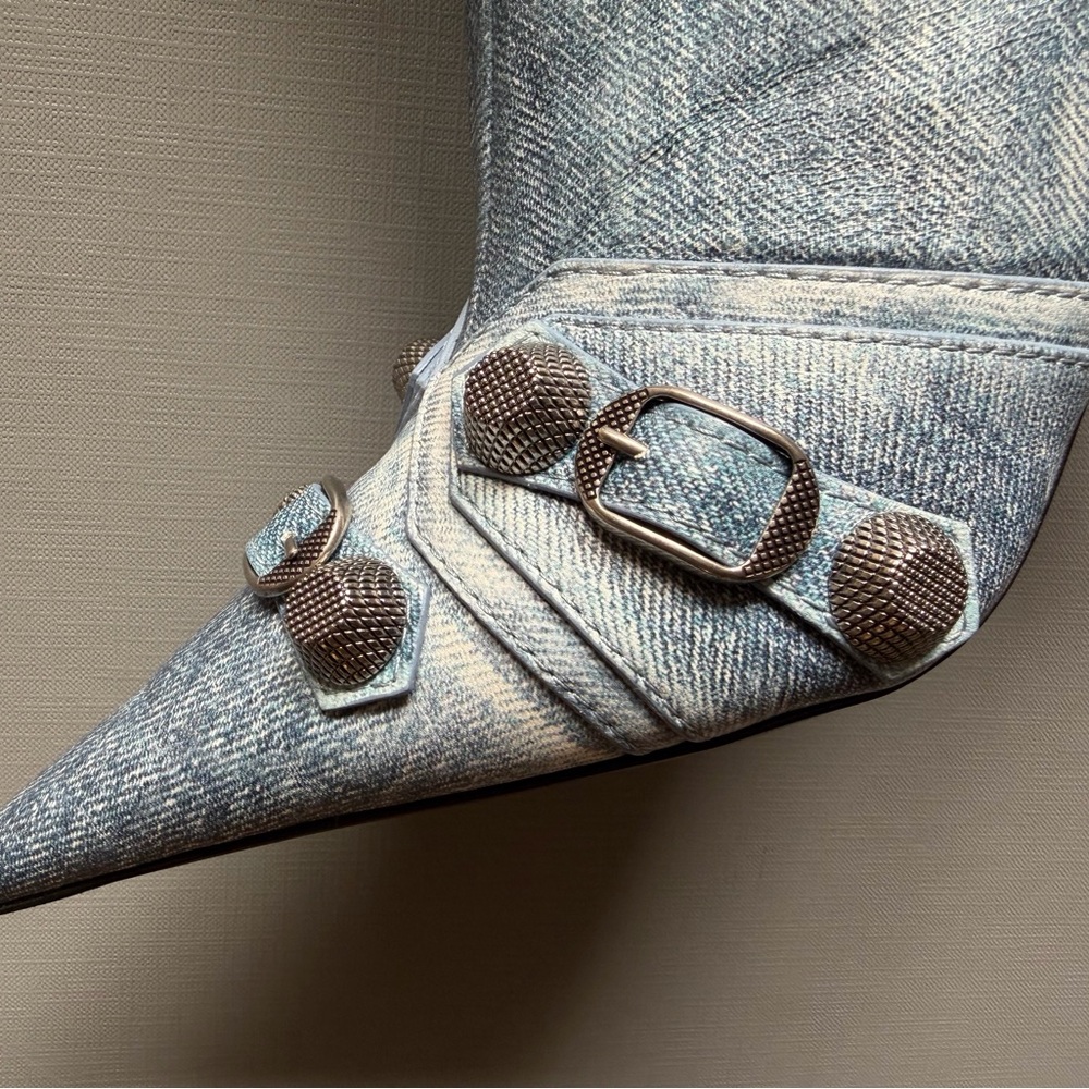 Balenciaga Boots - Picture 4 of 6